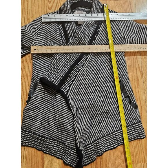 The Cashmere Project Cardigan Sweater Bolero Jacket Women XS Black White Striped - Picture 6 of 8